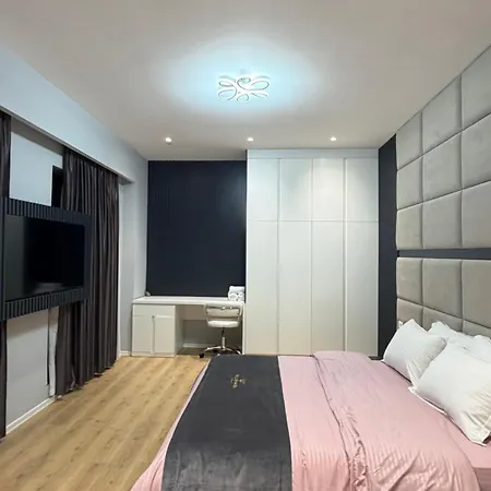 Luxury 2br Garden Building 12th Floor Appartement Tirana
